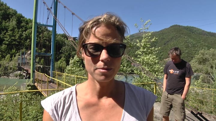 Çifti gjerman që ka nisur një tur udhëtimesh me kamper, mahnitet nga natyra shqiptare