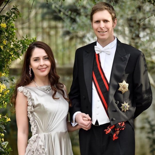 Nuk ishte tradhtia! Zbardhet vendimi i Gjykatës: Tre arsyet që ndanë Princ Lekën me Elia Zaharian