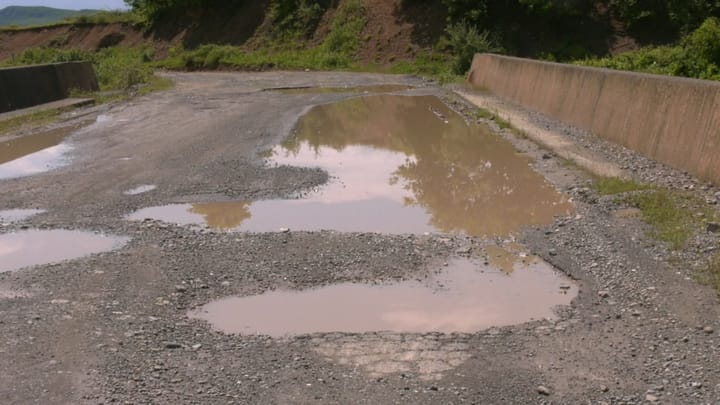 Zenisht – Rrëshen, rruga “e lënë rrugëve” bëhet me pronar, ARRSH e inventarizon