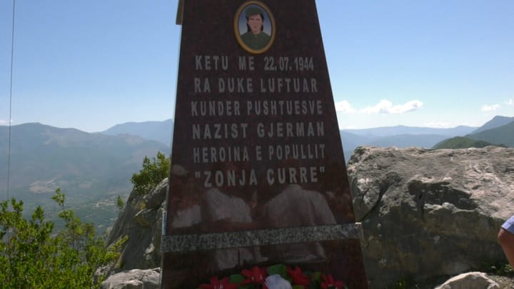 Përkujtohet 80 vjetori i rënies së Zonja Çurre në Qaf Shkalle të Xibrit