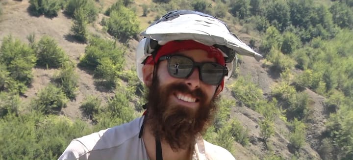 HISTORIA E AMERIKANIT QË NDALON NË SHQIPËRI NGA UDHËTIMI QË NISI QË NGA MONGOLIA