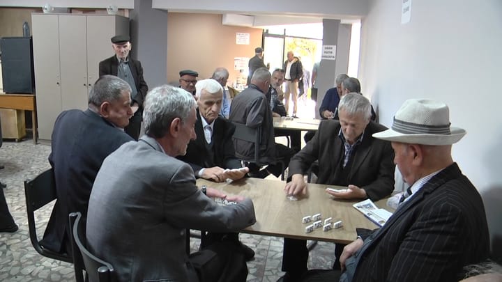 Pensionistët e Dibrës: Rritja e pensionit me 4.1% është qesharake