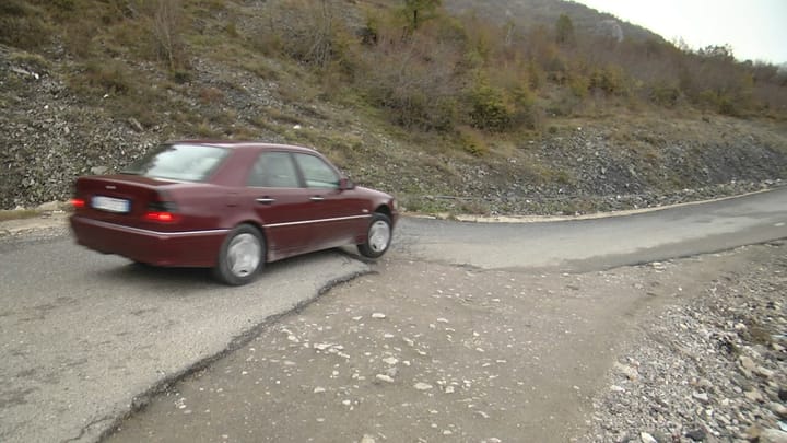 BAJPASI I MURRIZIT, “GANGRENA” E RRUGËS SË ARBRIT