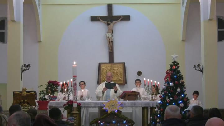 Mbahet mesha e Krishtlindjes në Ulëz