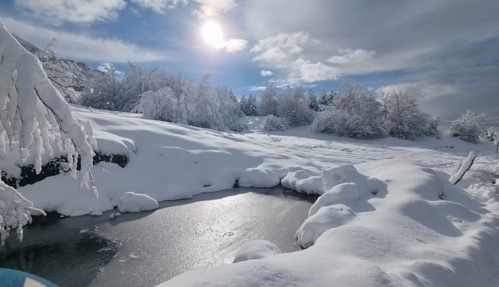 Bora tërheq qytetarët, dynden në Qaf Murrize