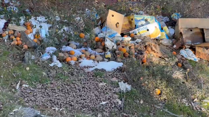 Mbeturinat nuk i ndahen Qafë Dushkut