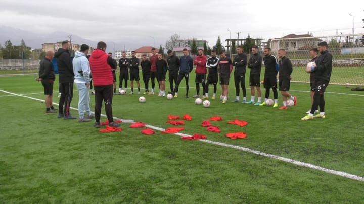 Futboll / Nesër, Burreli në përballje të vështirë ndaj Vorës