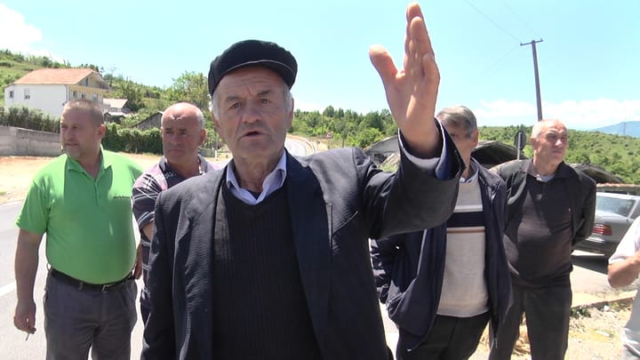 Dibër, banorët kërkojnë siguri për fëmijët e shkollës