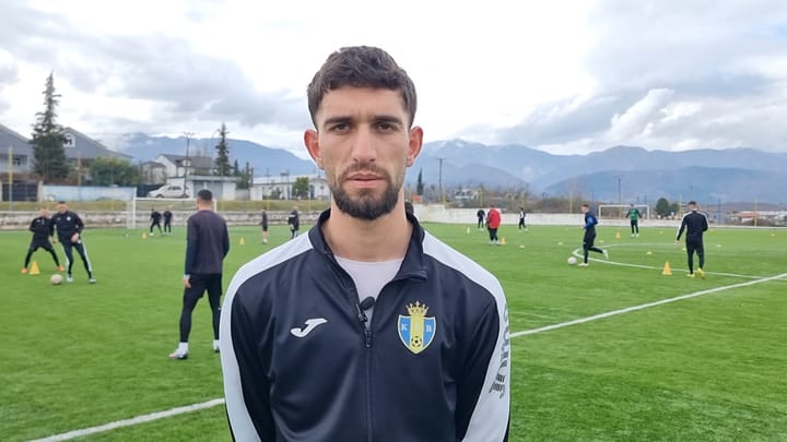 “Burrelit” i ikën Farruku, sulmuesi i bashkohet ekipit të Dinamos