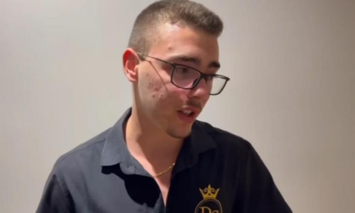 Kamarieri që u sulmua nga polici dhe një tjetër në Vlorë: Për një shishe uji më goditi me grushte, sapo i kam mbushur 18 vjet