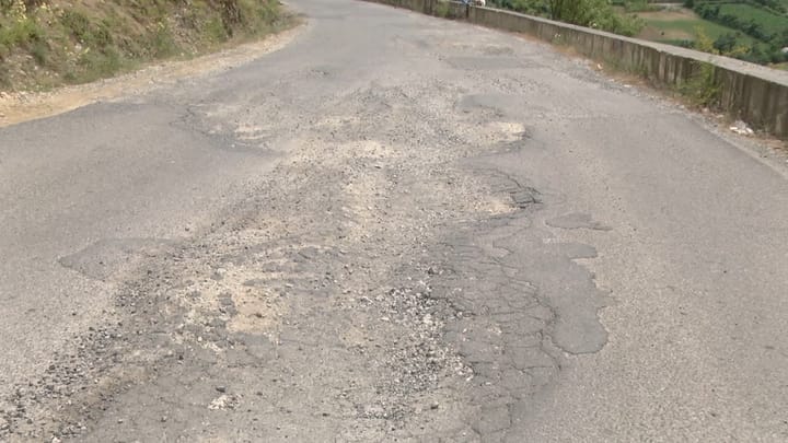 Rruga e Kloskatundit, totalisht e harruar