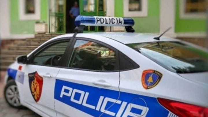 Kreu parakalim të rrezikshëm në urën e Matit, ndëshkohet me 10 000 lekë gjobë shoferi - Bota Sot