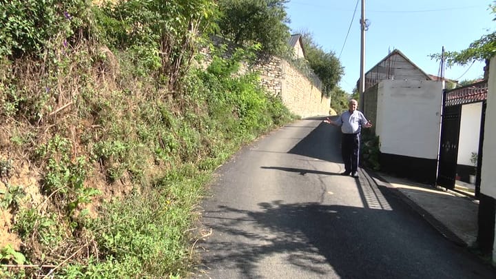Denoncojnë banorët e Homeshit: rruga nuk është bërë me standarde