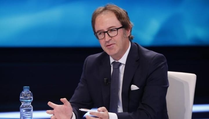 Deputeti demokrat iu drejtohet qytetarëve: Dilni mbushni sheshet, shihni Serbinë! Mos prisni magjistarin që do rrëzojë Ramën