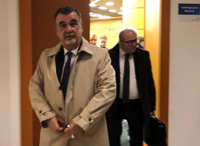 U lanë në burg për vrasjen e Astrit Kalasë/ Elvis dhe Gjon Shkambi i kërkojnë falje familjes së gjyqtarit