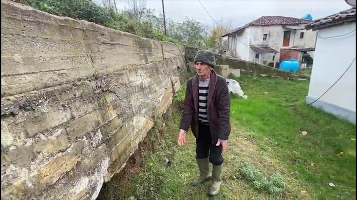 Klos, banesa e familjes Çipi vijon të jetë në rrezik nga përmbytja