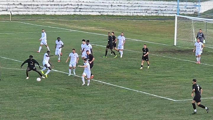 KS Burreli distancohet nga akuzat për racizëm ndaj lojtarit Arnold