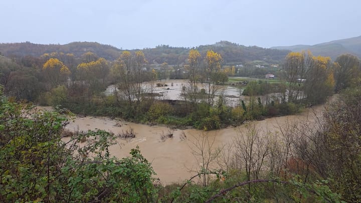 Situatë problematike në Bashkinë e Matit, dëmtohen keq rrugët rurale