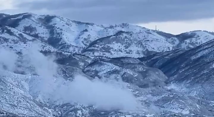 Temperatura ekstreme dhe akull e ngrica, bllokohen disa fshatra në Dibër. Probleme edhe me furnizimin me ujë të pijshëm