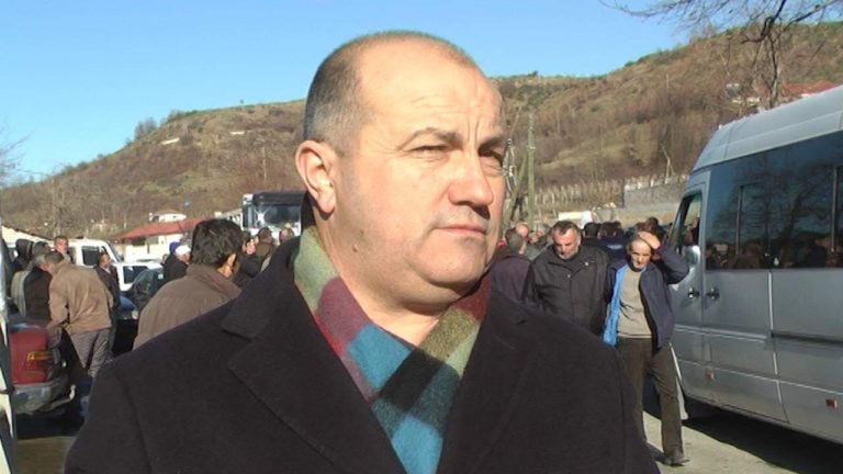 Bedri Hoxha, kandidati i vetëm zyrtar deri tani në bashkitë Mat dhe Klos