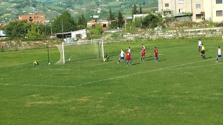 Klosi fiton përballë Vllaznia B, 2 me 0 në “Liri Ballabani”