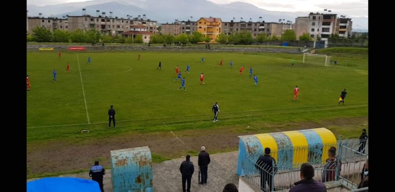 Burreli fiton përballjen e mbijetesës kundër ekipit të Vorës