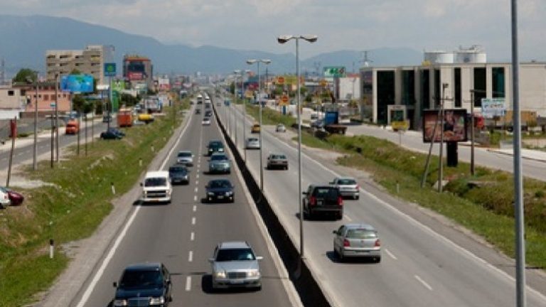Rruga “Tiranë-Durrës” nga dita e nesërme do të bllokohet sërish
