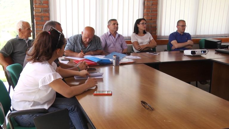 Bëhet ndarja e zonave të Peshkimit Ulëz e Shkopet