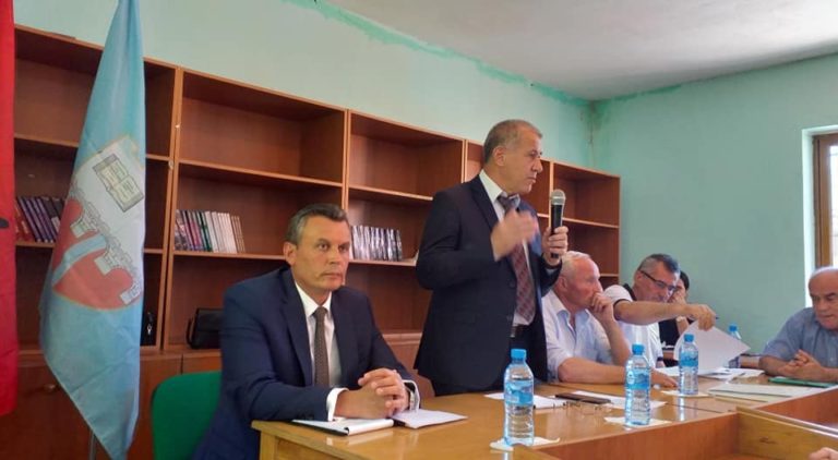 Kryetari i ri bashkisë Klos, Hoxha: Do të verifikohet çdo problematikë