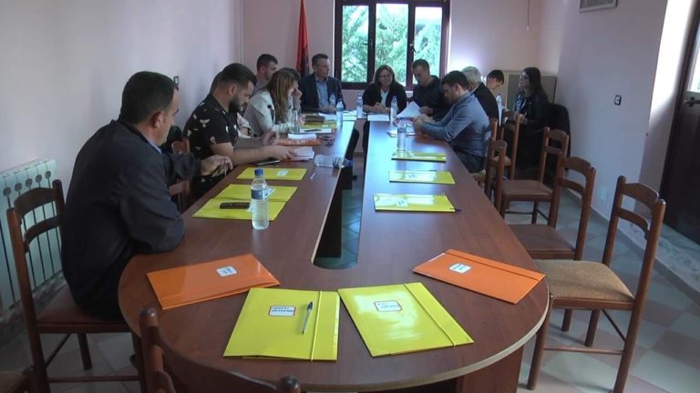 Mblidhet Këshilli i Bashkisë Klos