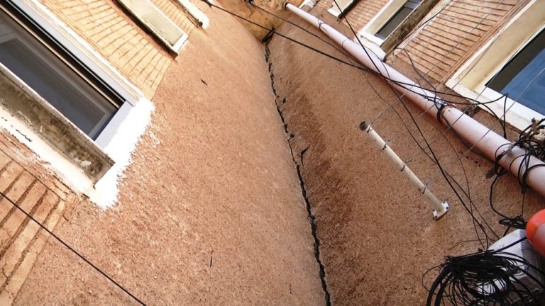 Muliu apel Bashkisë Bulqizë, thirrni urgjentisht ekspertët e Tiranës