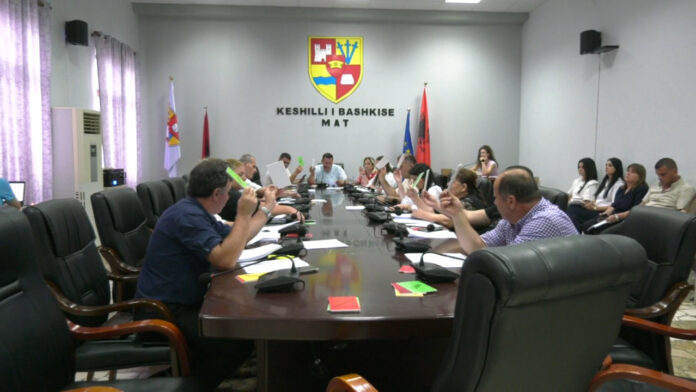 MBLIDHET KËSHILLI BASHKIAK MAT