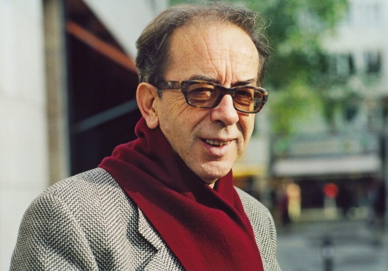 Ndahet nga jeta në moshën 88-vjeçare shkrimtari i madh Ismail Kadare