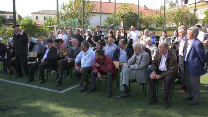 BASHKIA MAT NIS DËGJESAT PUBLIKE