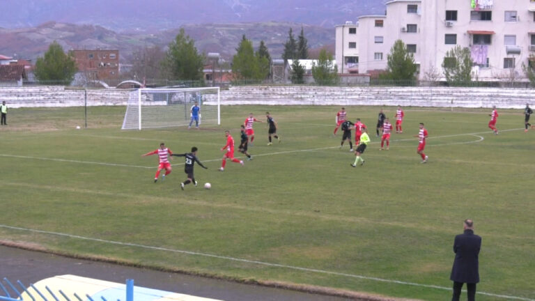 Futboll / Burreli e Korabi ndajnë nga një pikë, barazimi kënaq dibranët