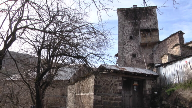 Kulla monument kulture e Salë Markes që rrezikon të zhduket