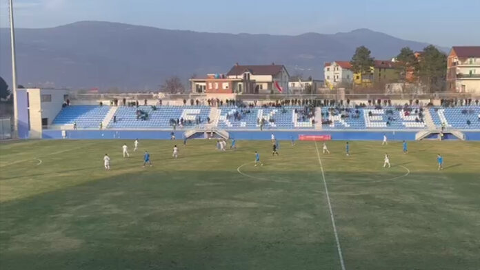 FUTBOLL, BURRELI FITON NË KUKËS