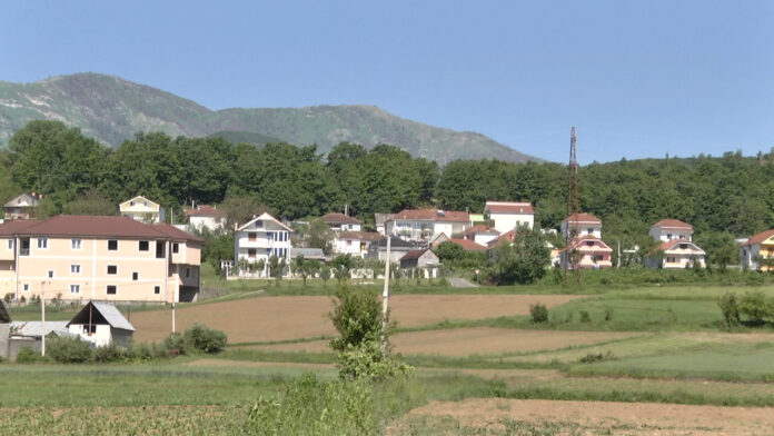200 HA TOKË, DJERRË NË BULQIZË.00_00_22_08.Still001